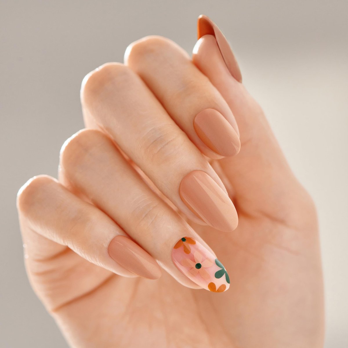 imPRESS Kiss Impress No Glue Mani Press On Nails - 'As It Was' Design, Beige, Medium, Almond Shape (30 Nails + Tools) - görsel 3