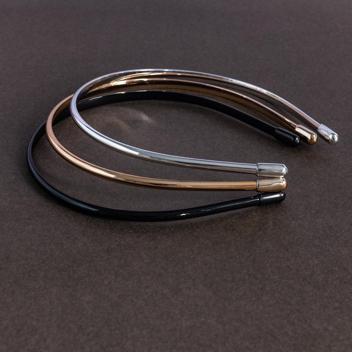 Metallic Color Skinny Headbands for Women and Girls - 3 Pack (Black, Silver, Gold) - görsel 3