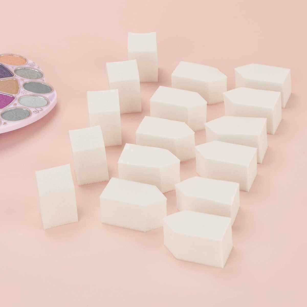 BAMTTOO 50-Pack Disposable Makeup Sponges - White Latex-Free Foundation Blenders for Flawless Application - görsel 9