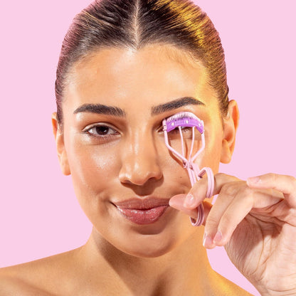 THE QUICK FLICK Eyelash Curler - Stainless Steel with Comb, Pink, Travel-Friendly for Separated & Curled Lashes Avelisse