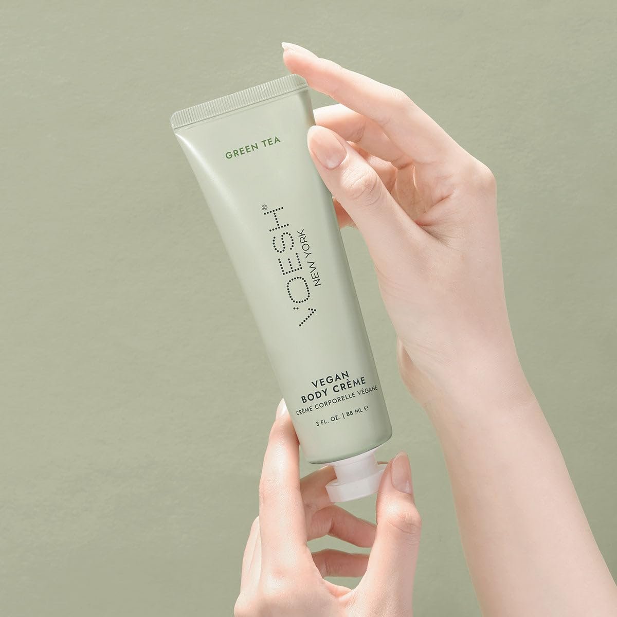 VOESH Vegan Body Creme Trio - Moisturizing Skincare Gift Set with Green Tea, Lavender & Tangerine Avelisse