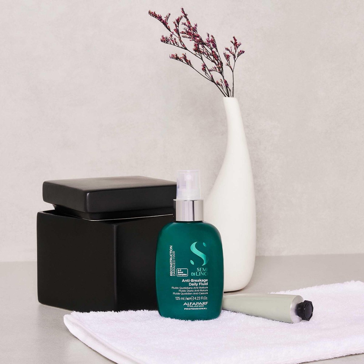 ALFAPARF MILANO Semi di Lino Reconstruction Reparative Anti Breakage Daily Fluid - Bond Building Hair Treatment & Heat Protection Spray for Damaged Hair, 4.23 oz Avelisse