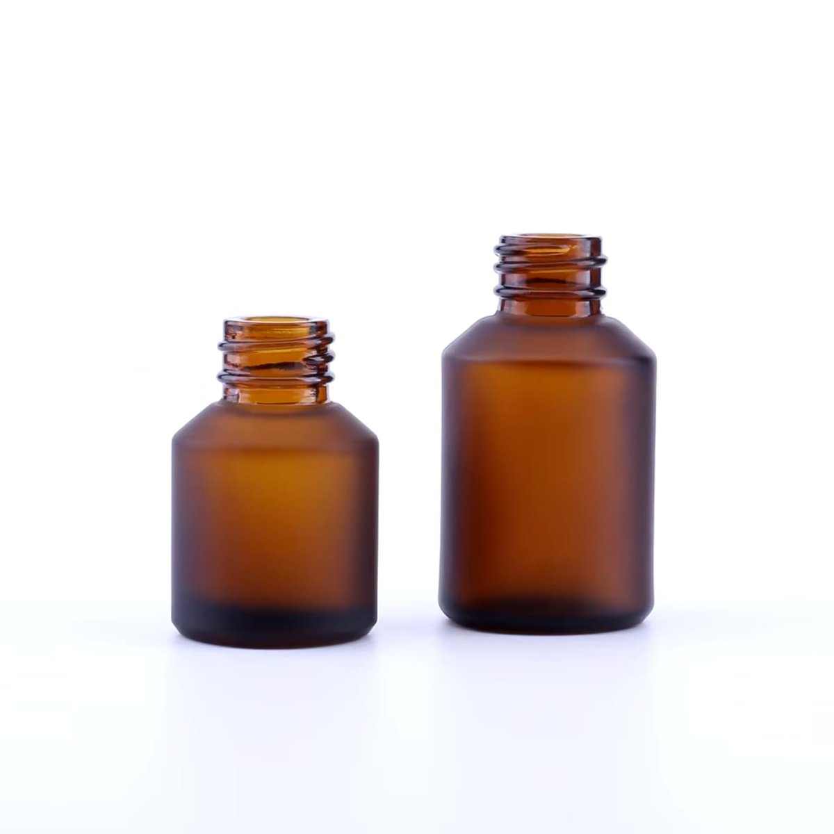 WinldMonmo 15 ML Empty Brown Refillable Glass Lotion Pump Bottle - Cosmetic Sample Container with Black Plastic Pump Head for Creams, Serums, Travel - görsel 7