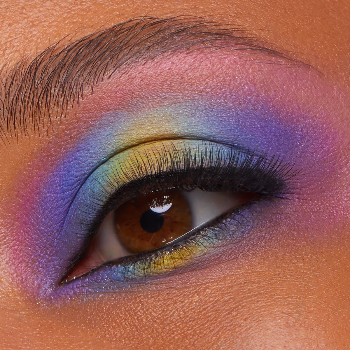 ColourPop x Pokémon Pallet Town Eyeshadow Palette - Limited Edition Makeup Palette Avelisse