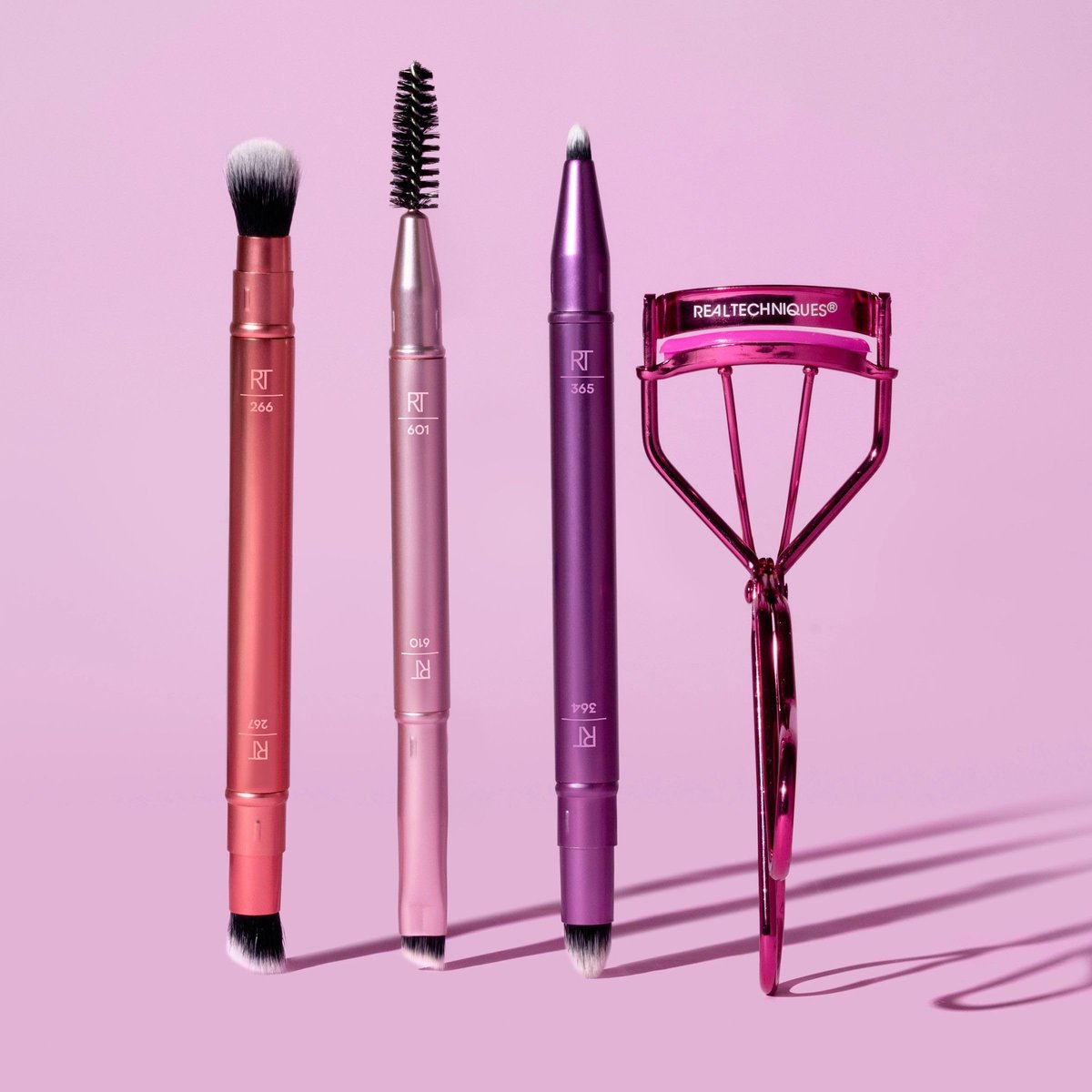 Real Techniques Double Time Brush + Lash 4 Piece Set – Dual-Ended Eye Makeup Brushes, Travel-Friendly Storage Caps, Eyelash Curler Included, Cruelty-Free Avelisse