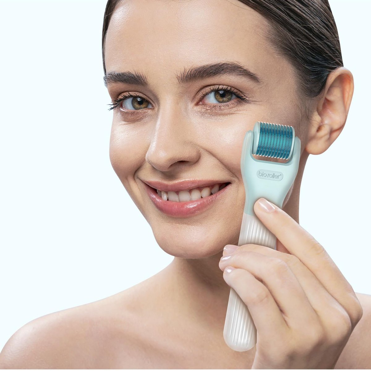 Gdbanlimi 10 in 1 Derma Roller Kit – 0.25mm Microneedling Roller with 10 Replaceable Heads and Storage Case for Facial Beauty Skin Care Avelisse