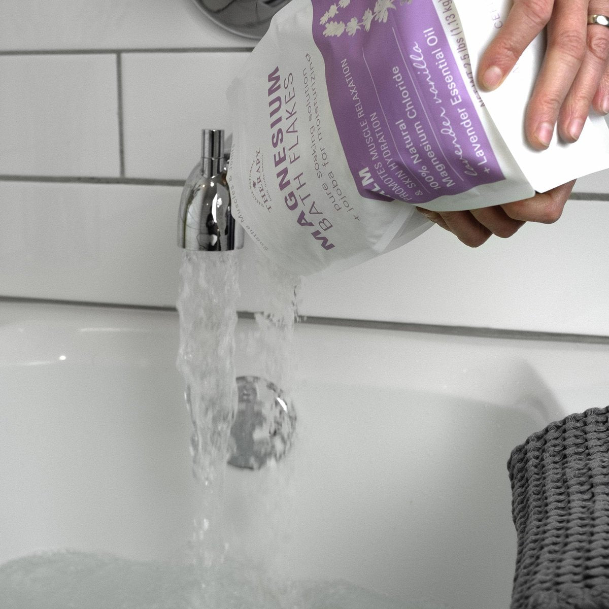 Village Naturals Therapy Calm Magnesium Bath Flakes – Lavender Vanilla, 2.5 lbs Avelisse