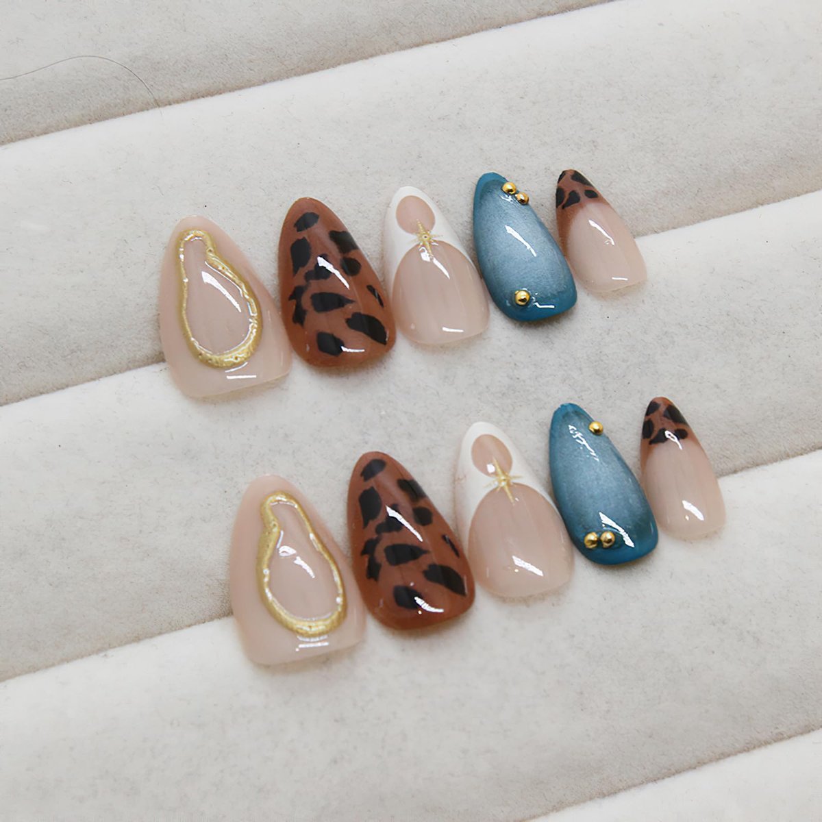 Jremg Press on Nails Medium Almond Brown Leopard French Tip with 3D Gold Star Charms - Full Cover False Nails Blue White Gradient - 24pcs - görsel 7