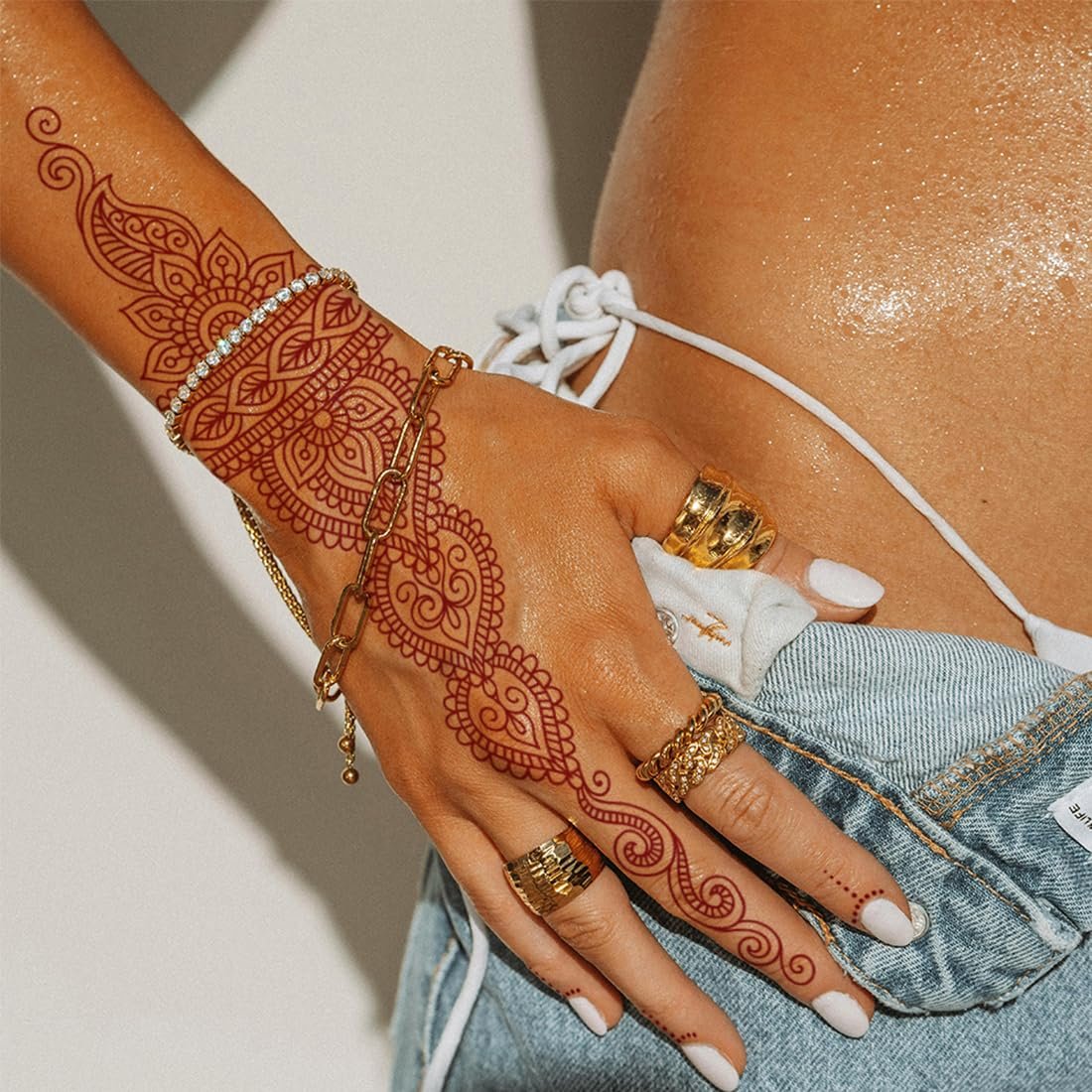 CHARLENT 12 Sheets Brown Henna Tattoo Stickers for Women - Waterproof Temporary Tattoos with Peacock & Lotus Designs for Wedding Party Body Art - görsel 5