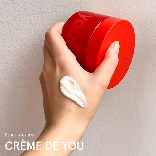 Glossier Crème de You Dry-Touch Body Butter – Signature You Fragrance, 24-Hour Hydration for Dry Skin, Shea Butter & Jojoba Oil, Vegan, 215ml Avelisse