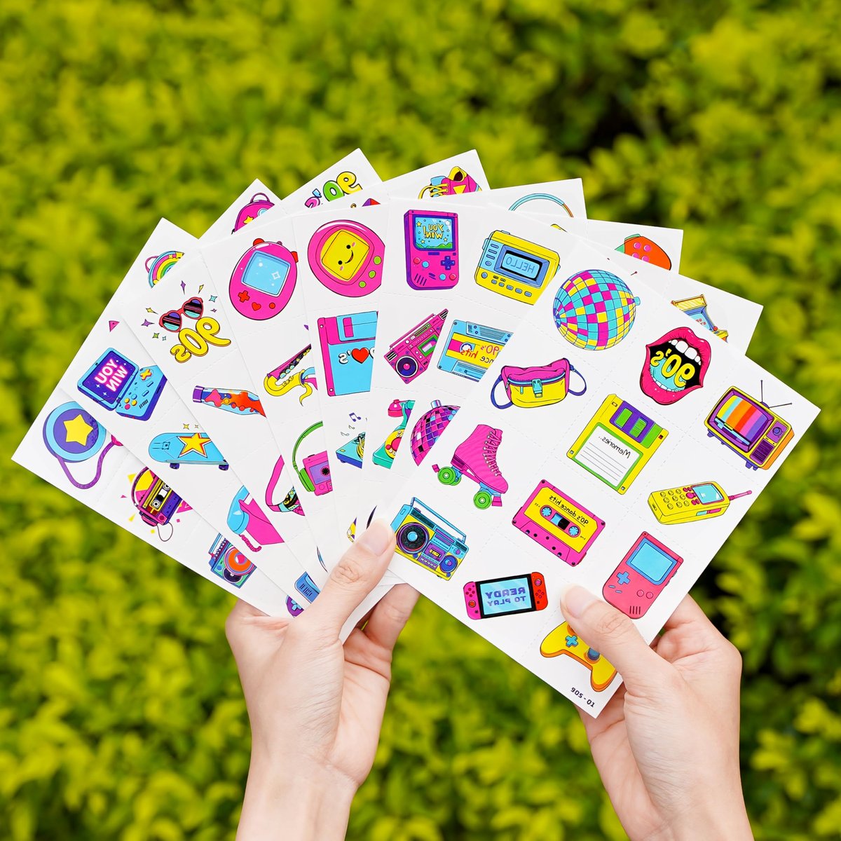 Back To The 90s 80s Retro Temporary Tattoos for Kids - 96 PCS Colorful Designs - Themed Birthday Party Supplies, Decorations, Favors, Rewards for Girls Boys - görsel 11
