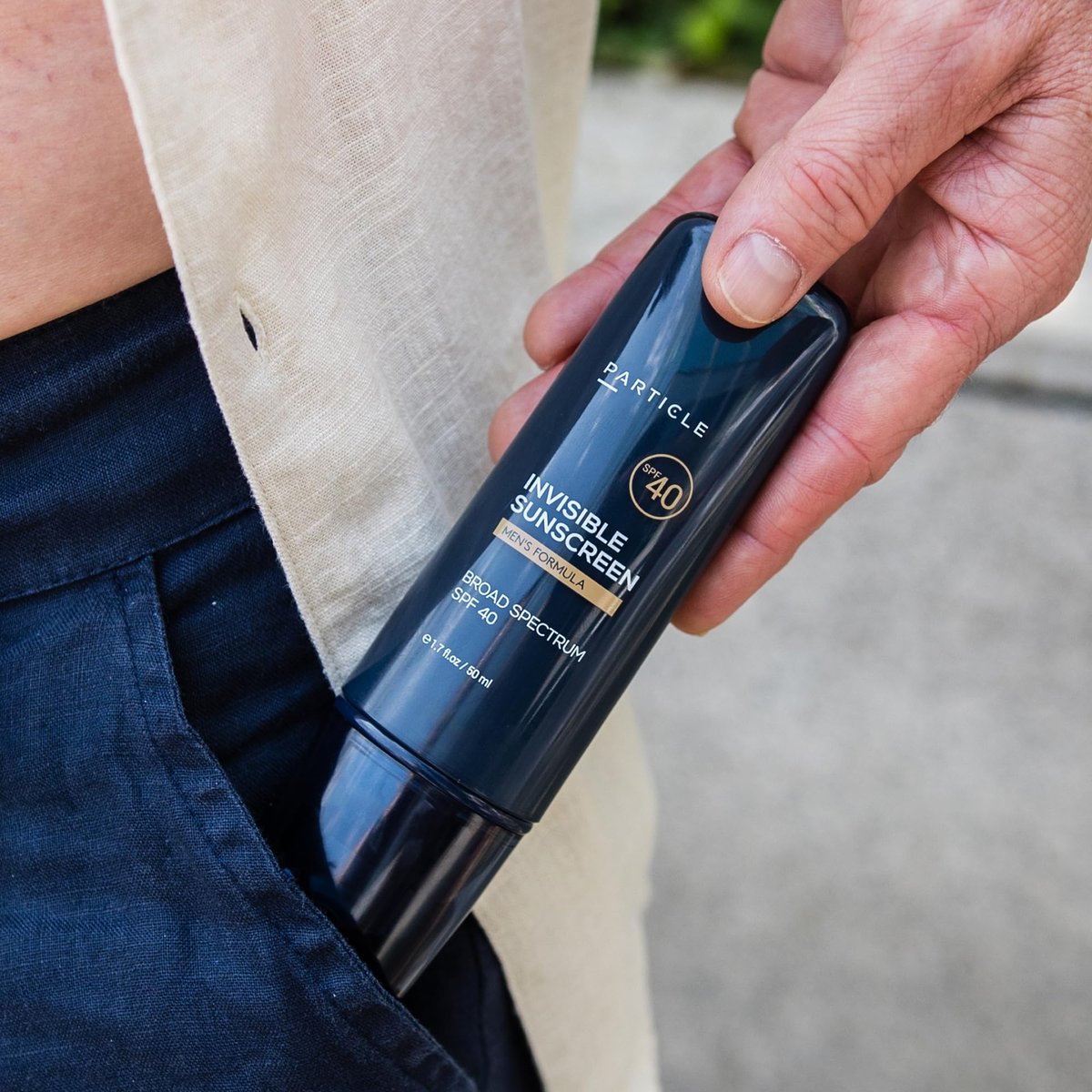 Particle Invisible Sunscreen SPF 40 – Men's Transparent Lotion with Vitamin E, Lightweight & Non-Greasy, Beard Friendly, 1.7 FL OZ Avelisse