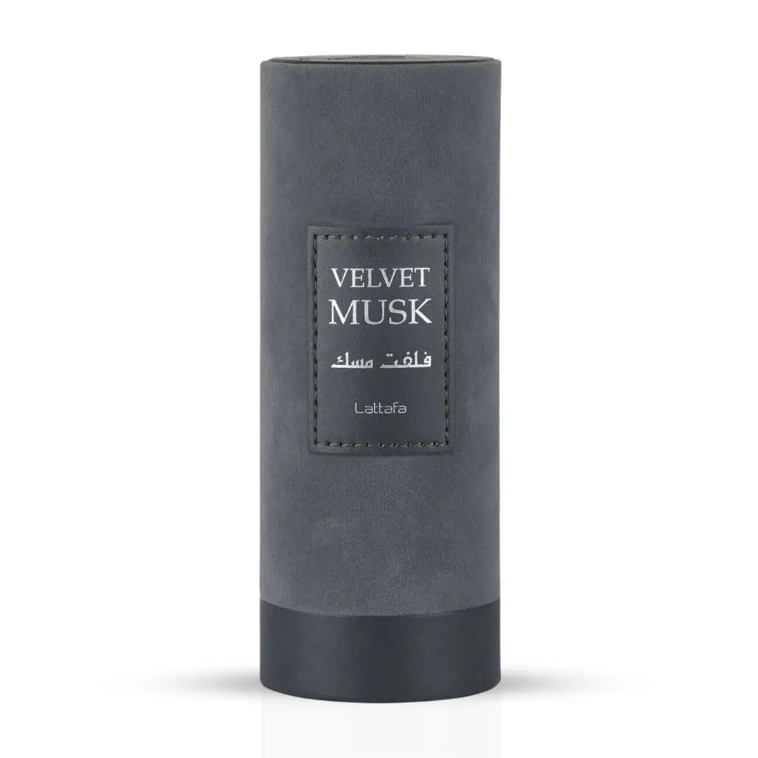 Lattafa Velvet Musk – Soft, Powdery, Woody Eau de Parfum for Unisex, 3.4 oz (100 ml) – Long-Lasting Fragrance Avelisse