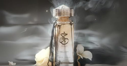 Paris Corner | Khair Felicity Perfume 3.4 fl oz | Sparkling Champagne, Cassis, Rose, Vanilla, Musk Unisex Eau de Parfum Avelisse