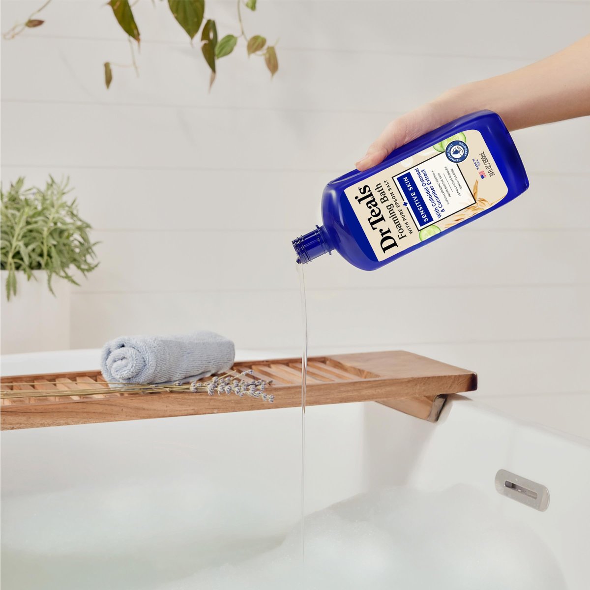 Dr Teal's Foaming Bath with Pure Epsom Salt, Sensitive Skin with Colloidal Oatmeal & Cucumber, 34 fl oz (Pack of 4) - görsel 11