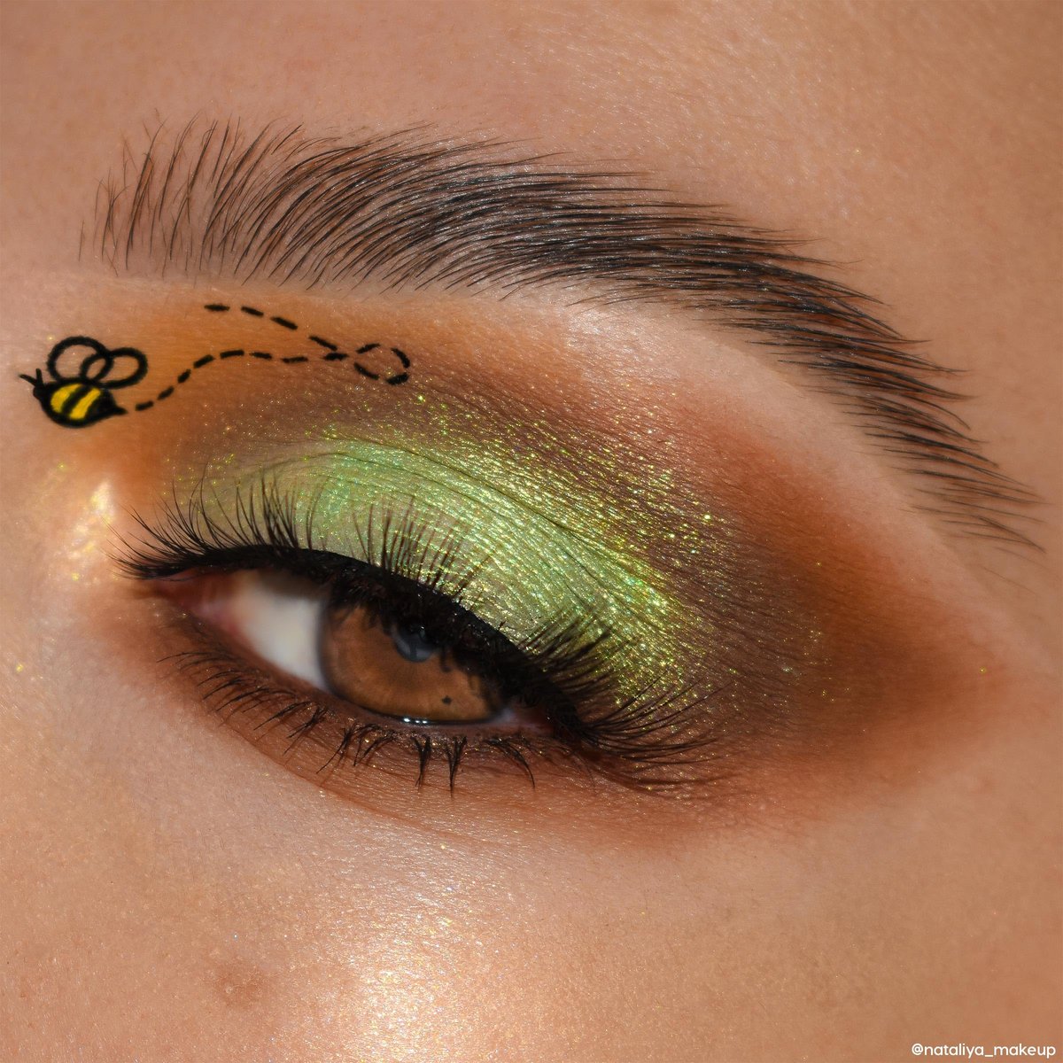 ColourPop x Winnie the Pooh Sweet As Can Bee Eyeshadow Palette - Honey Tone Eye Makeup Palette Avelisse