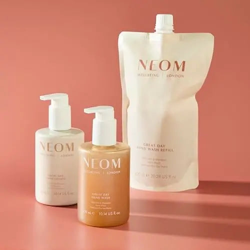 Neom Great Day Hand Lotion, 300ml | Wild Mint & Mandarin with 7 Essential Oils | 100% Natural Fragrance | Hydrating & Luxurious Formula Avelisse