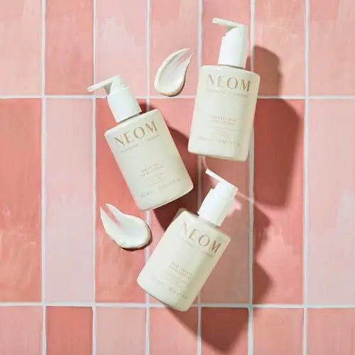 Neom Great Day Hand Lotion, 300ml | Wild Mint & Mandarin with 7 Essential Oils | 100% Natural Fragrance | Hydrating & Luxurious Formula Avelisse