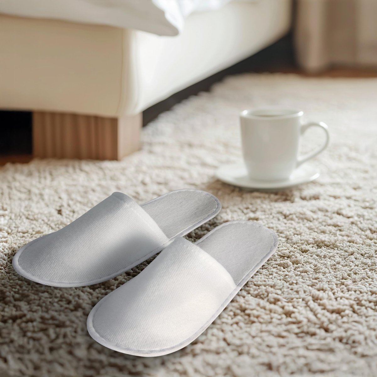 UrbanRoots 28 Pairs Disposable Slippers for Guests - Bulk Hotel, Spa & Travel Slippers with Pouch, Non-Slip White House Slippers Avelisse