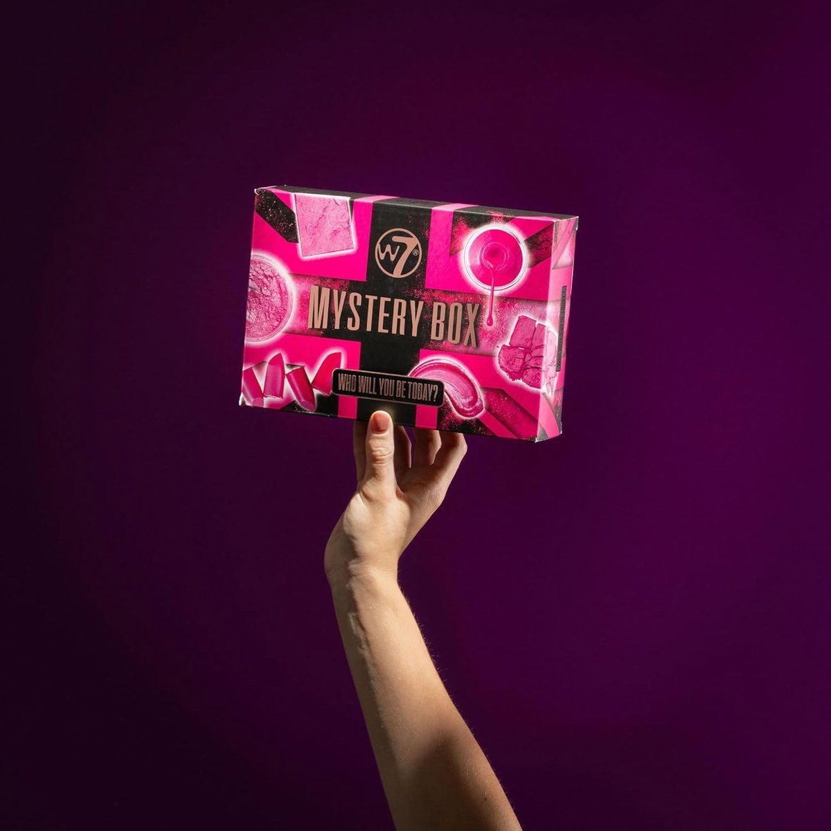 W7 Makeup Set Box - Assorted Gift Box of W7 Makeup & Cosmetics Worth $50 Avelisse
