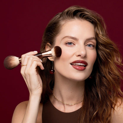 Real Techniques Cherry On Top It’s All Blush Brush – Dual-Ended Multipurpose Makeup Brush for Powder, Liquid & Cream Blush, Synthetic Bristles, Vegan & Cruelty-Free, 1 Count