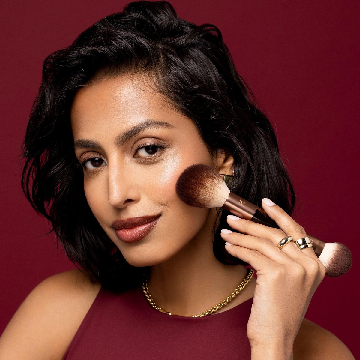 Real Techniques Cherry On Top It’s All Blush Brush – Dual-Ended Multipurpose Makeup Brush for Powder, Liquid & Cream Blush, Synthetic Bristles, Vegan & Cruelty-Free, 1 Count - görsel 7