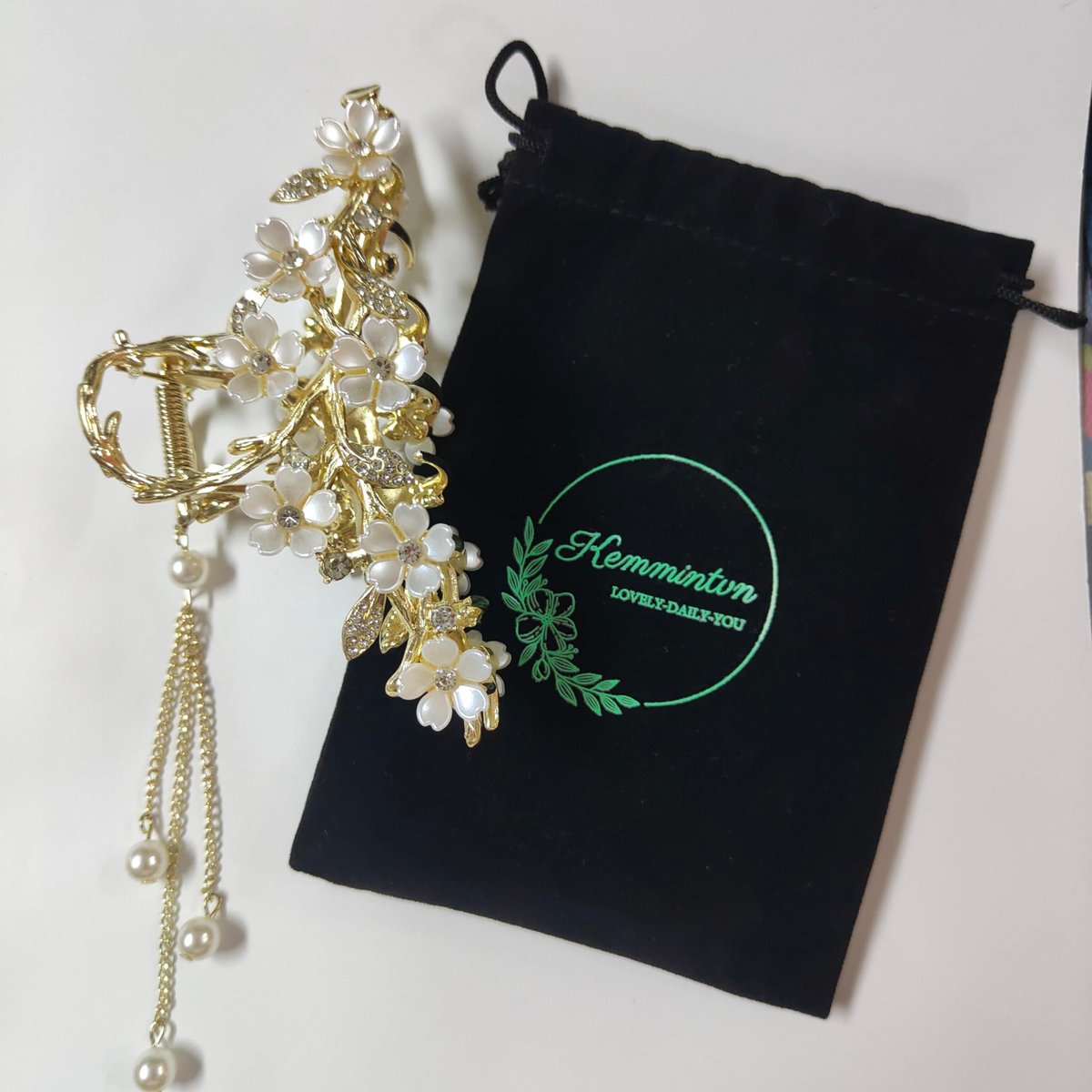 Elegant Floral Hair Clip with Pearl Tassel - Gold Lily of The Valley Design | KEMMINTVN - görsel 2