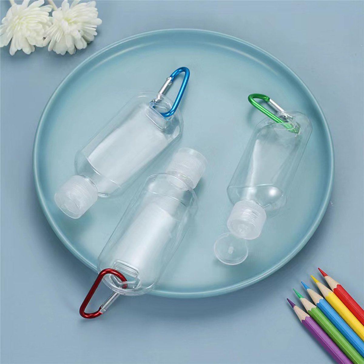 Ynaize 5 Pack Refillable Travel Plastic Bottles with Clip and Keychain - Empty Travel Size Containers for Hand Sanitizer, Lotions, Shampoos - TSA Approved for Kids and Adults - görsel 3