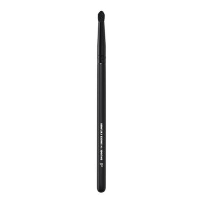 e.l.f. Smudge 'N Smoke Eyeliner Brush - Vegan & Cruelty-Free Multi-Use Eyeshadow & Eyeliner Brush for Perfect Smoky Eye