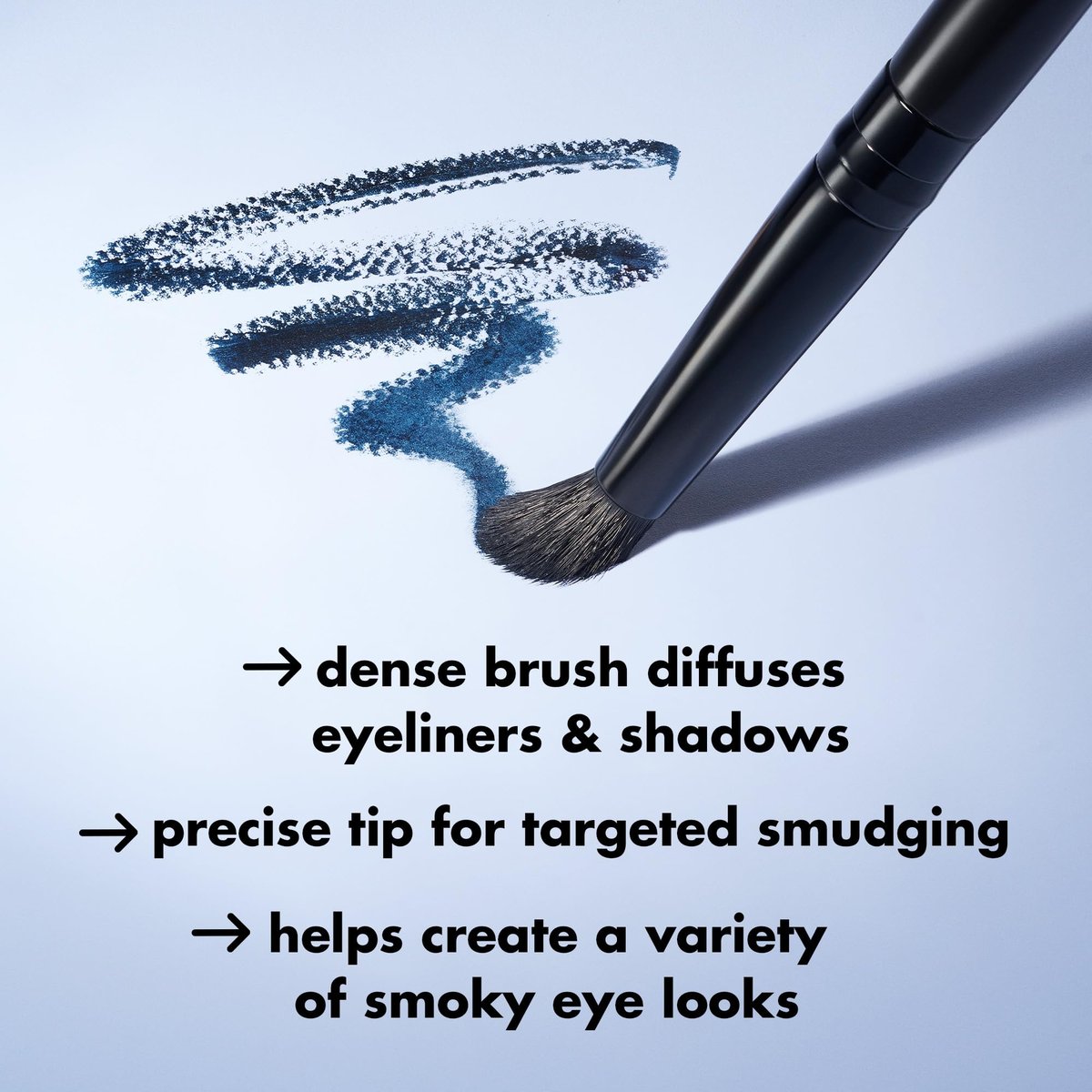 e.l.f. Smudge 'N Smoke Eyeliner Brush - Vegan & Cruelty-Free Multi-Use Eyeshadow & Eyeliner Brush for Perfect Smoky Eye - görsel 5