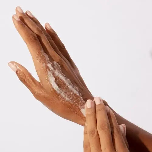 OUAI Scalp & Body Scrub Travel Size, Melrose Place - Exfoliating Body Scrub with Sugar & Coconut Oil Blend for Smooth, Moisturized Skin - Gentle for Removing Product Build Up (3.4 Oz) Avelisse