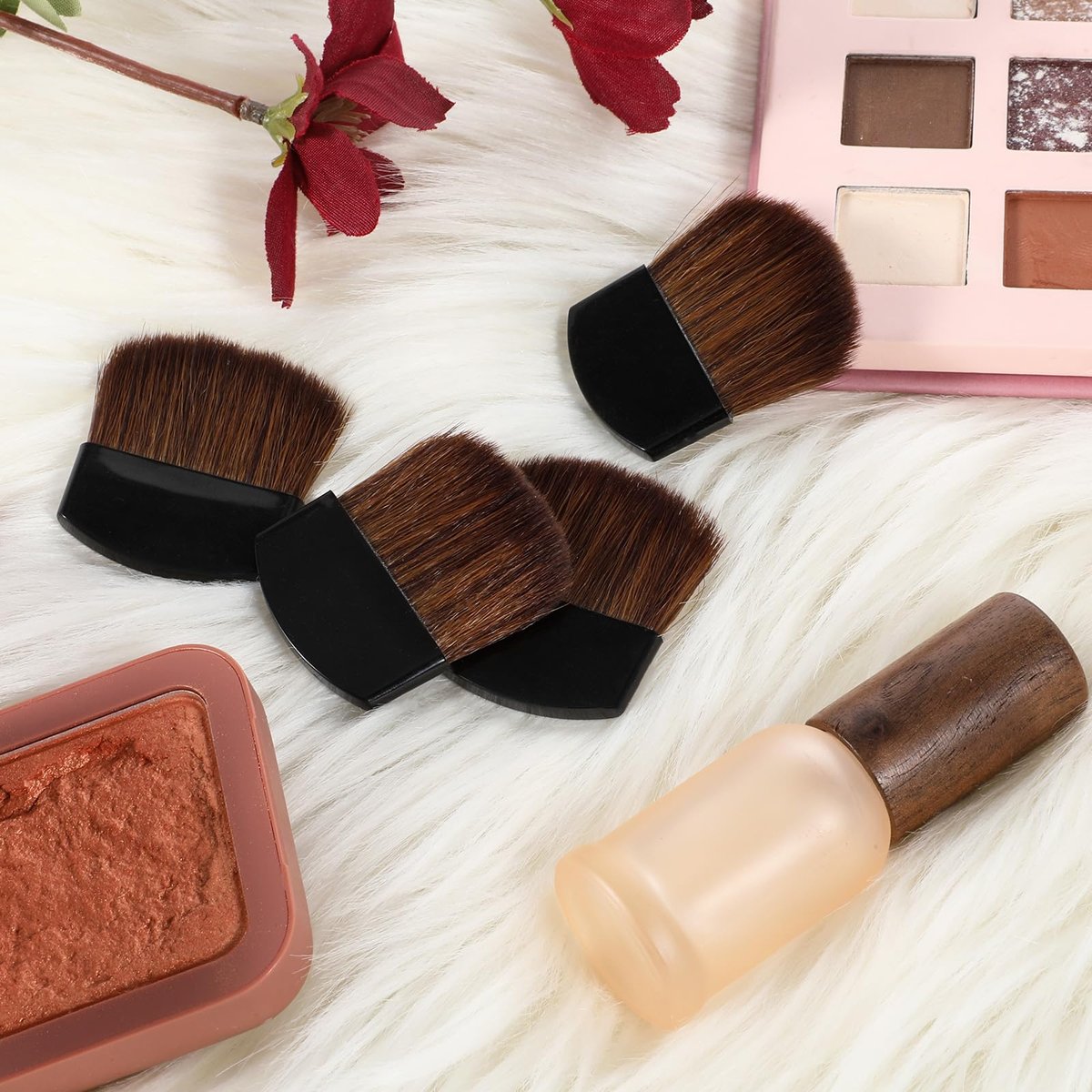 Mini Powder Blush Brush Set of 4 – Travel-Friendly Synthetic Makeup Brushes for Cheeks, Loose Powder, and Blush Application - görsel 9