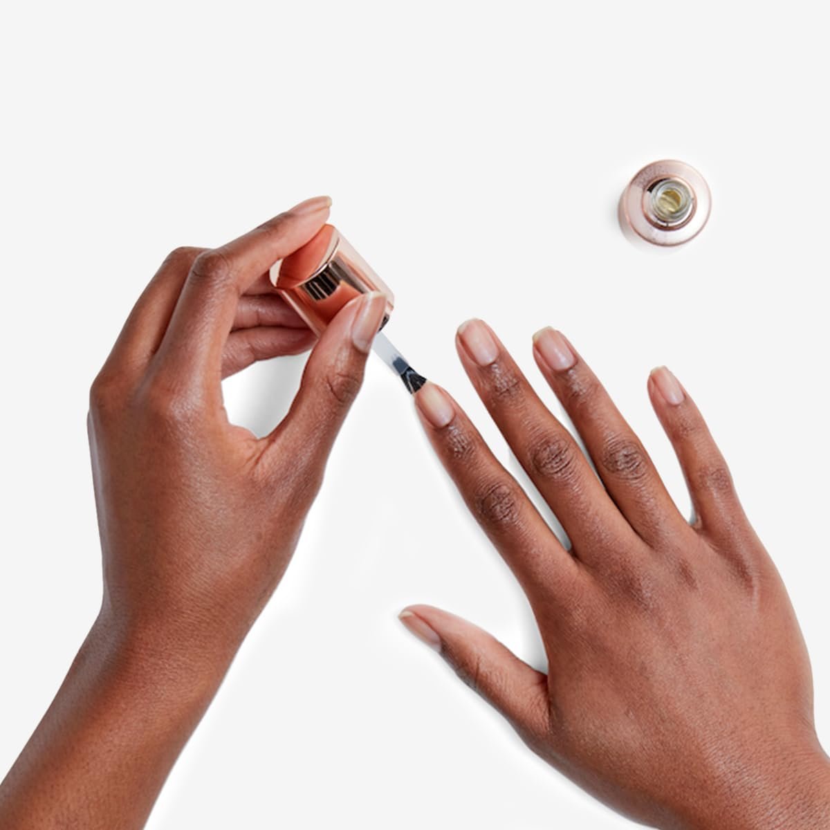 Olive & June Nail Primer – Extend Manicure Wear by 2-3 Days, Smooth Application & Durability – 15-Free, Vegan, Cruelty-Free Base Coat for Long-Lasting Nails - görsel 3