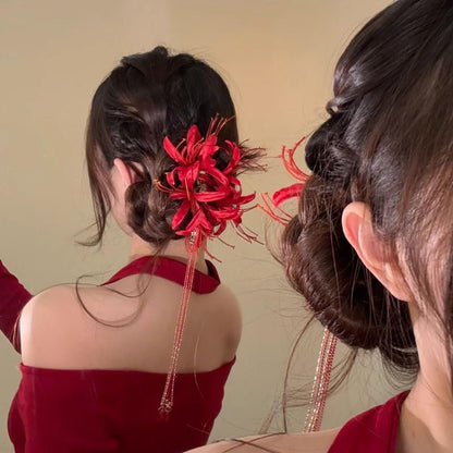 Red Spider Lily Flower Hair Clips for Women – Tassel Flower Hair Accessories Lycoris Radiata Floral Hairclip Duckbill Clip Cute Decorative Barrettes