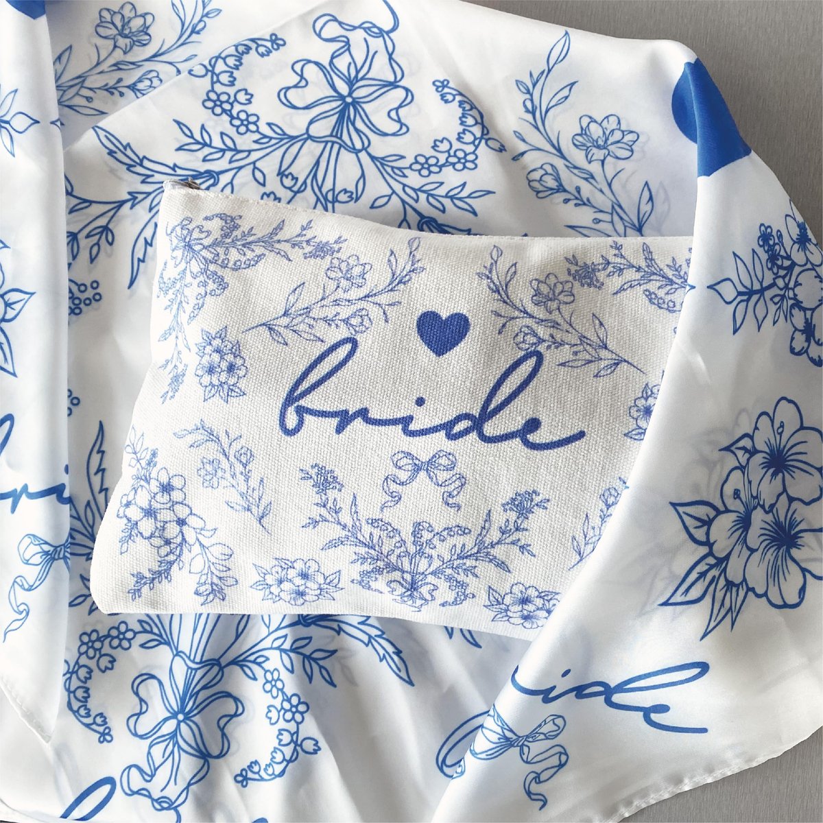Bride Squad Bride Makeup Bag with Something Blue - Perfect Bridal Shower & Engagement Gift - görsel 7