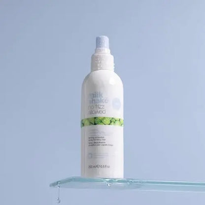 milk_shake No Frizz Allowed Amazing Anti-Humidity Spray – Thermal Protection & Frizz Control for All Hair Types Avelisse