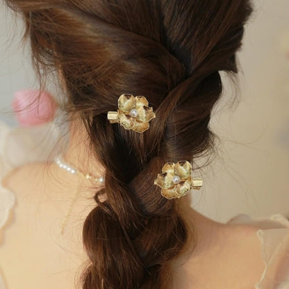 6-Piece Vintage Gold Hair Clips and Bobby Pins Set - Metal Retro Pearl Flower Hair Accessories