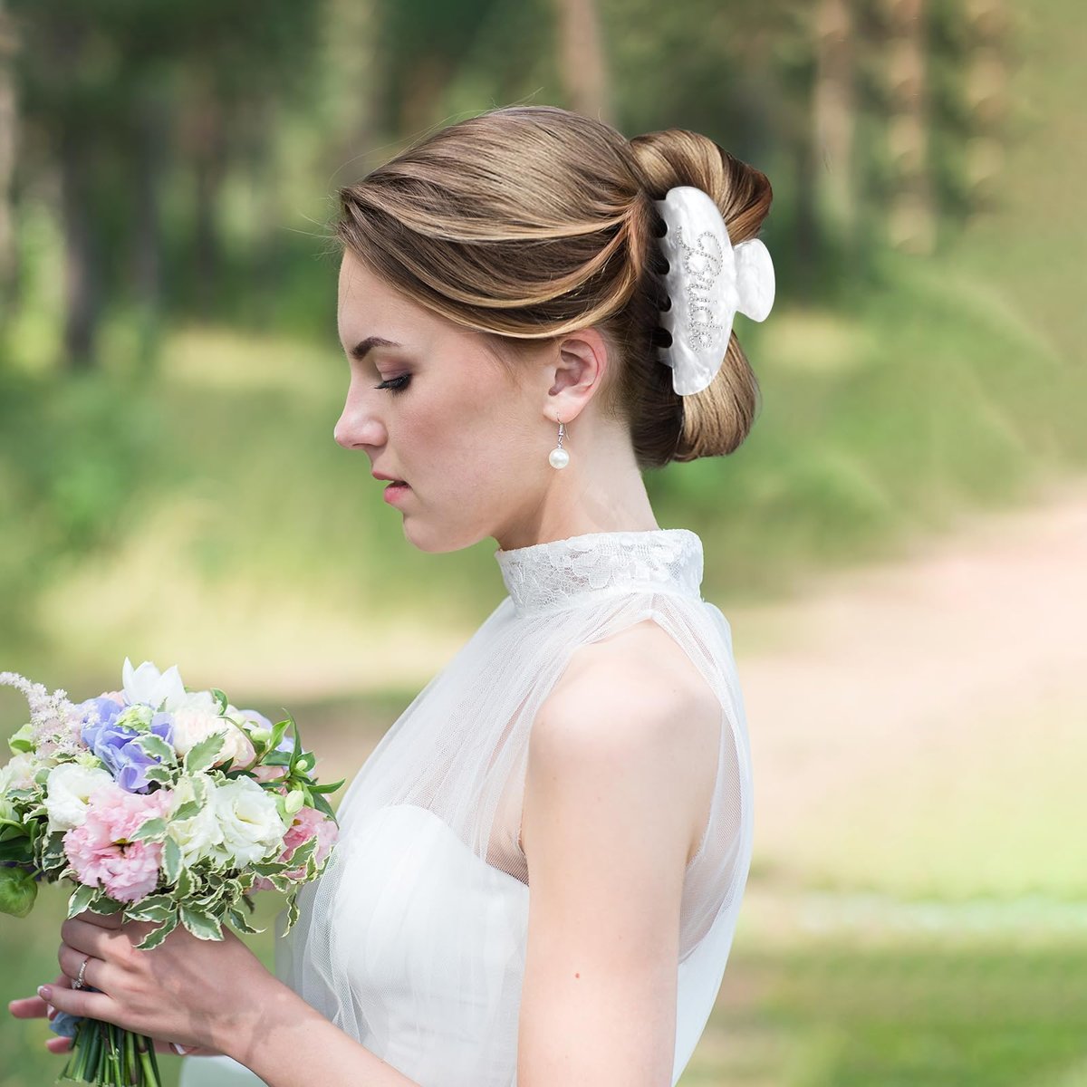 Bride Hair Claw Clip – Perfect Wedding Hair Accessory, Bachelorette Party Gifts & Bridal Shower Presents - görsel 3