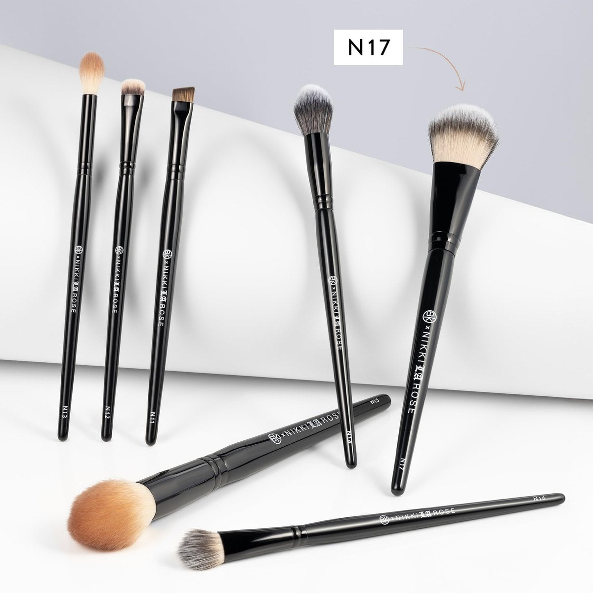 BK BEAUTY NIKKI LA ROSE N17 Multi-Pro Face Brush – Dual-Sided Paddle Brush for Flawless Liquid & Powder Application Avelisse