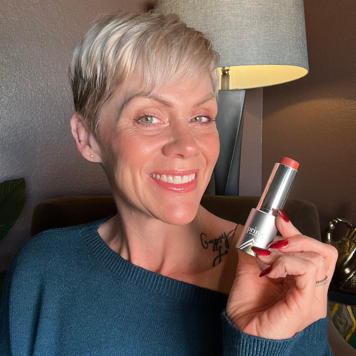 Prime Prometics PrimeWand Nude – All-in-One Lip, Cheek & Glow Stick for Mature Women – Sheer Rosy Tint with Shea Butter & Camellia Oil – Moisturizing, Buildable, and Skin-Enhancing Avelisse