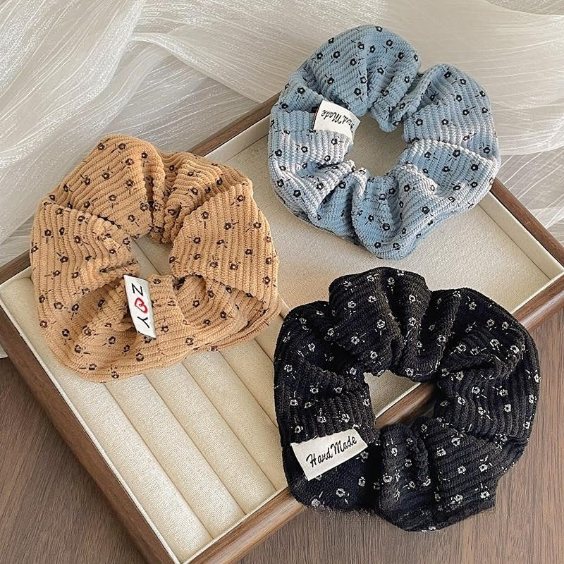 TUCEWP Floral Corduroy Scrunchies for Women & Girls – 4 Pack Soft Hair Ties for Thick Hair, Black/Blue/Beige/Brown - görsel 3