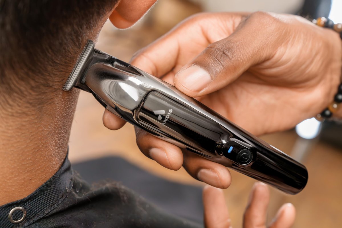 Andis 562888 Slimline Pro II Cordless Beard and Hair Trimmer - Lithium-Ion, 4 Attachment Combs, Lightweight, Powerful Motor, Black Avelisse