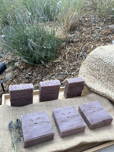 Farmhouse Cat Handmade Lavender Soap Bar with Cocoa Butter, Coconut Milk & Shea Butter – Artisan Soap, Gentle Nourishing Natural Cleanser for Sensitive Skin, Gift for Women - görsel 4