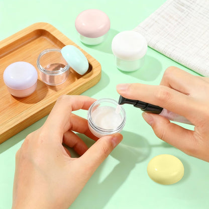 MUIIGOOD 5-Piece Mini Travel Jars Set - 20ml & 10ml Leak-Proof Acrylic Containers for Creams, Lip Balm, and Toiletries with Labels