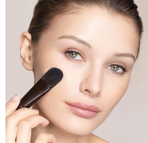 Trish McEvoy Brush 75 Foundation Brush – Professional Synthetic Foundation Brush for Flawless Application - görsel 4
