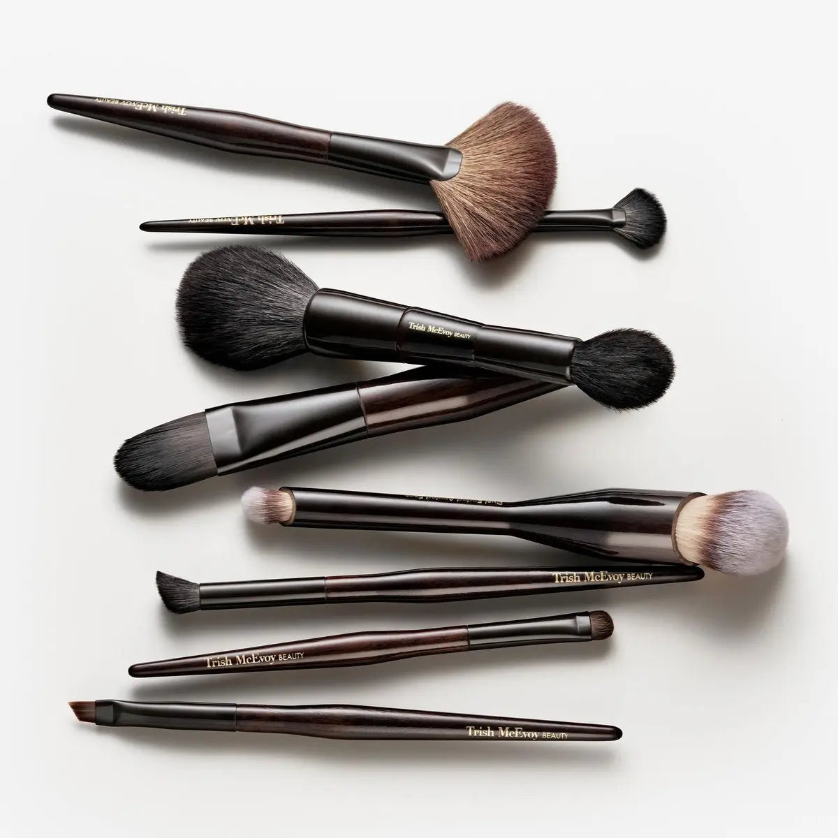 Trish McEvoy Brush 54 Smudge Brush - Precision Eyeshadow Smudger Avelisse