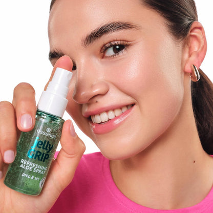 Essence Jelly Grip Refreshing Aloe Spray – Hydrating Gel-to-Mist Makeup Primer, Setter & Refresher with Aloe Vera, Vegan & Cruelty-Free, 1.6 Fl Oz