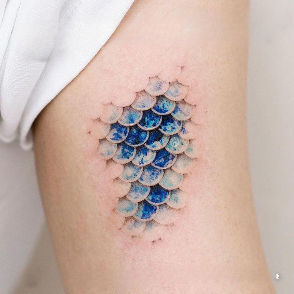 Mermaid Scales Temporary Tattoo - Ocean Blue Sea Princess Arm/Ankle Body Art for Women, Party Festival Makeup Decoration - görsel 7