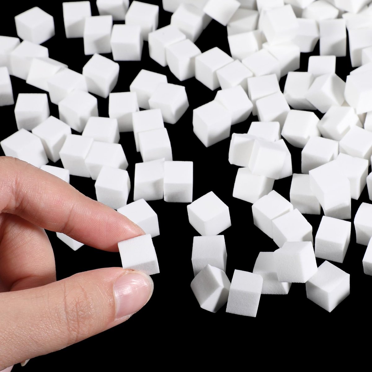 400 PCS Mini Nail Sponges for Gradient Nail Art - Square Sponge Applicators for Professional Salon & Home Use - görsel 7
