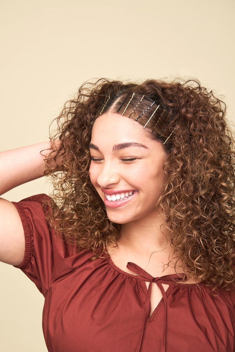 Goody 255-Piece Black Bobby Pin Kit with Magnetic Holder – Ultra-Strong All-Day Hold for All Hair Types - görsel 7